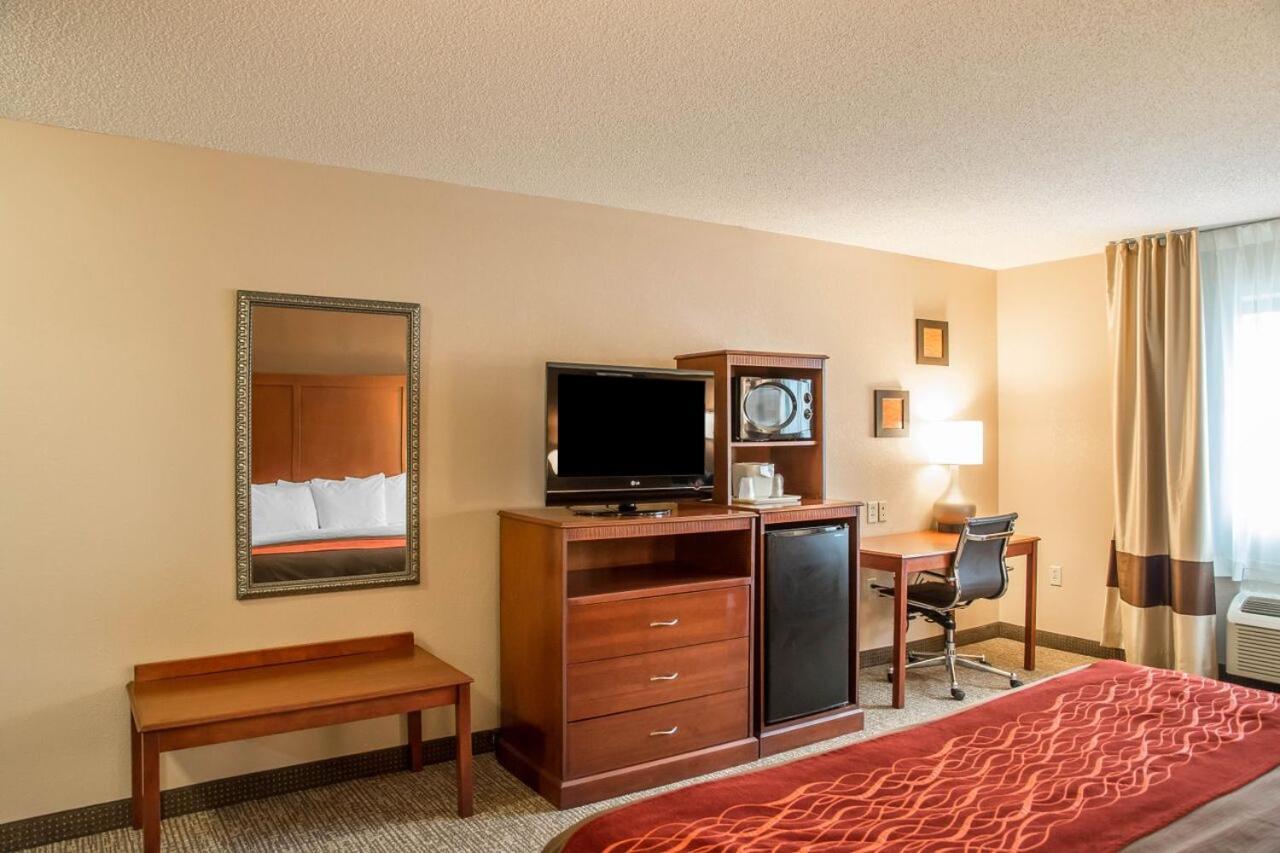Comfort Inn & Suites Lawrenceburg Eksteriør billede